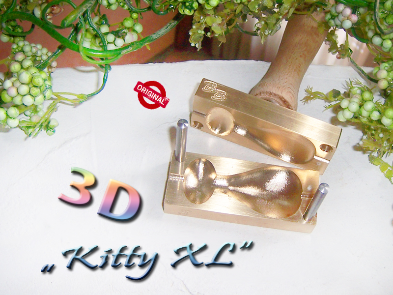molding press "Bavarian 3D Cat XL"