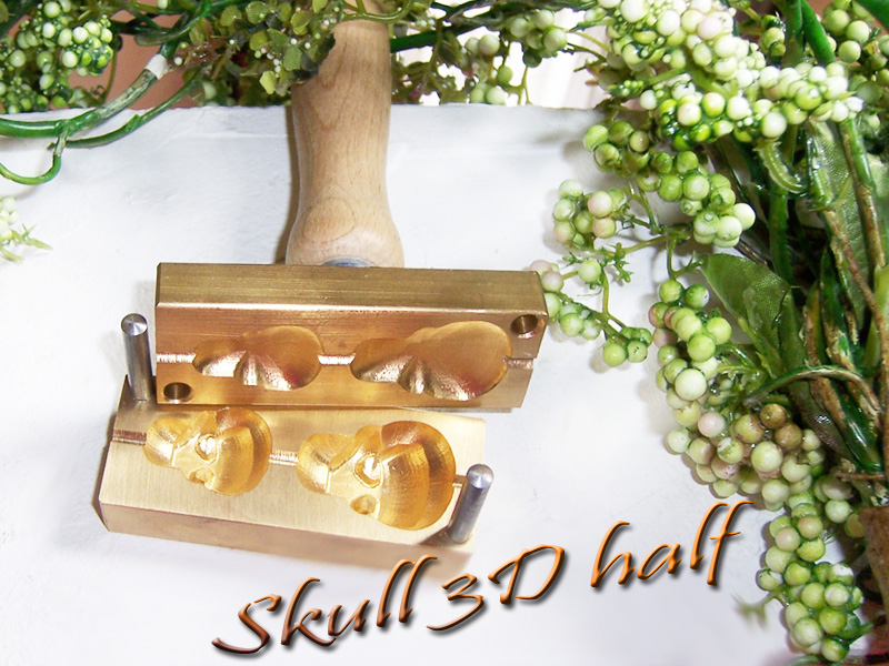 moldin press "Bavarian 3D SKULL half"<font color='red'>NEW!</font>
