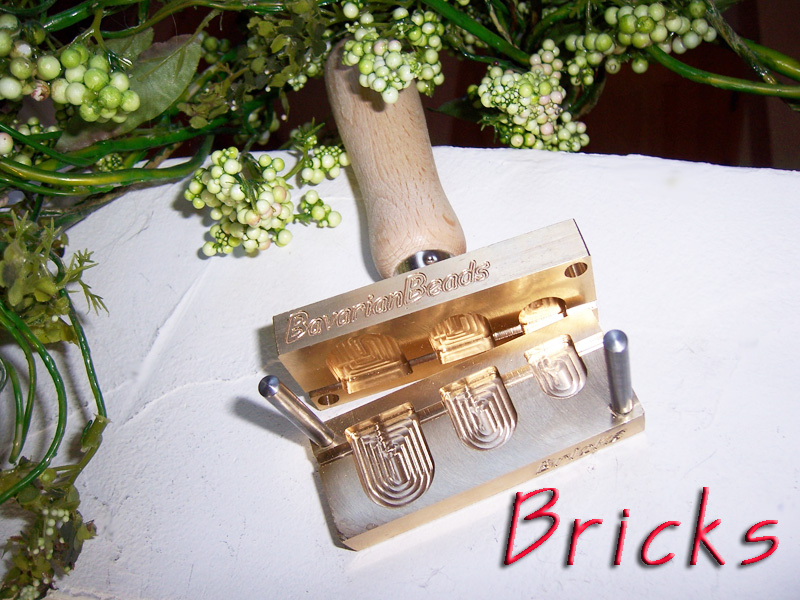 moldin press "Bavarian bricks"