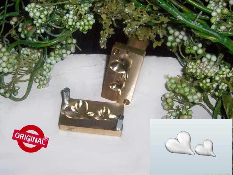 bead press "Bavarian 3D sloping heart S" bead press "Bavarian 3D sloping heart S"